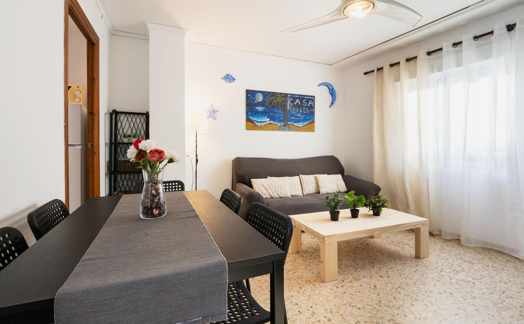 Beachfront House Пилес Екстериор снимка