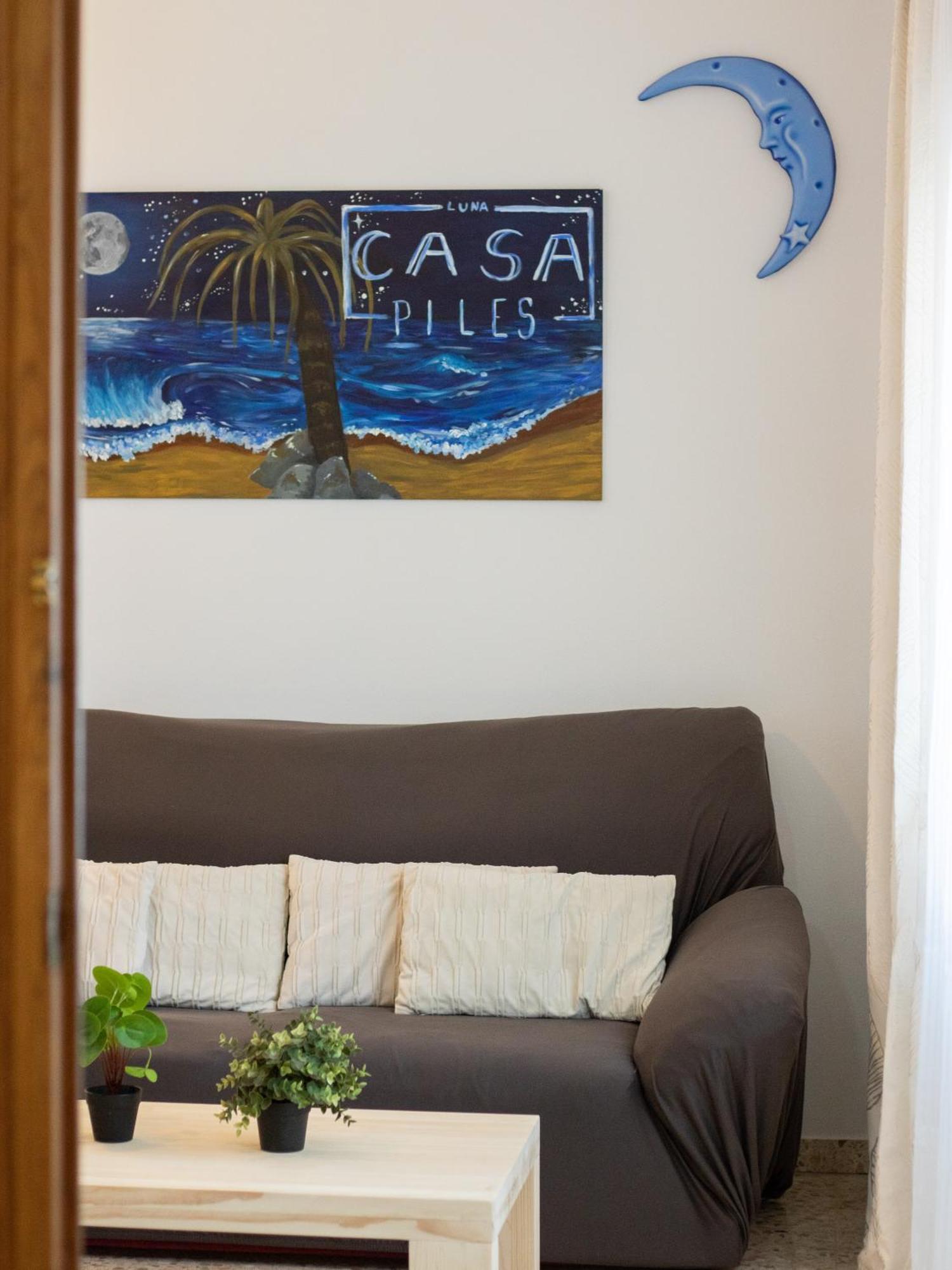 Beachfront House Пилес Екстериор снимка