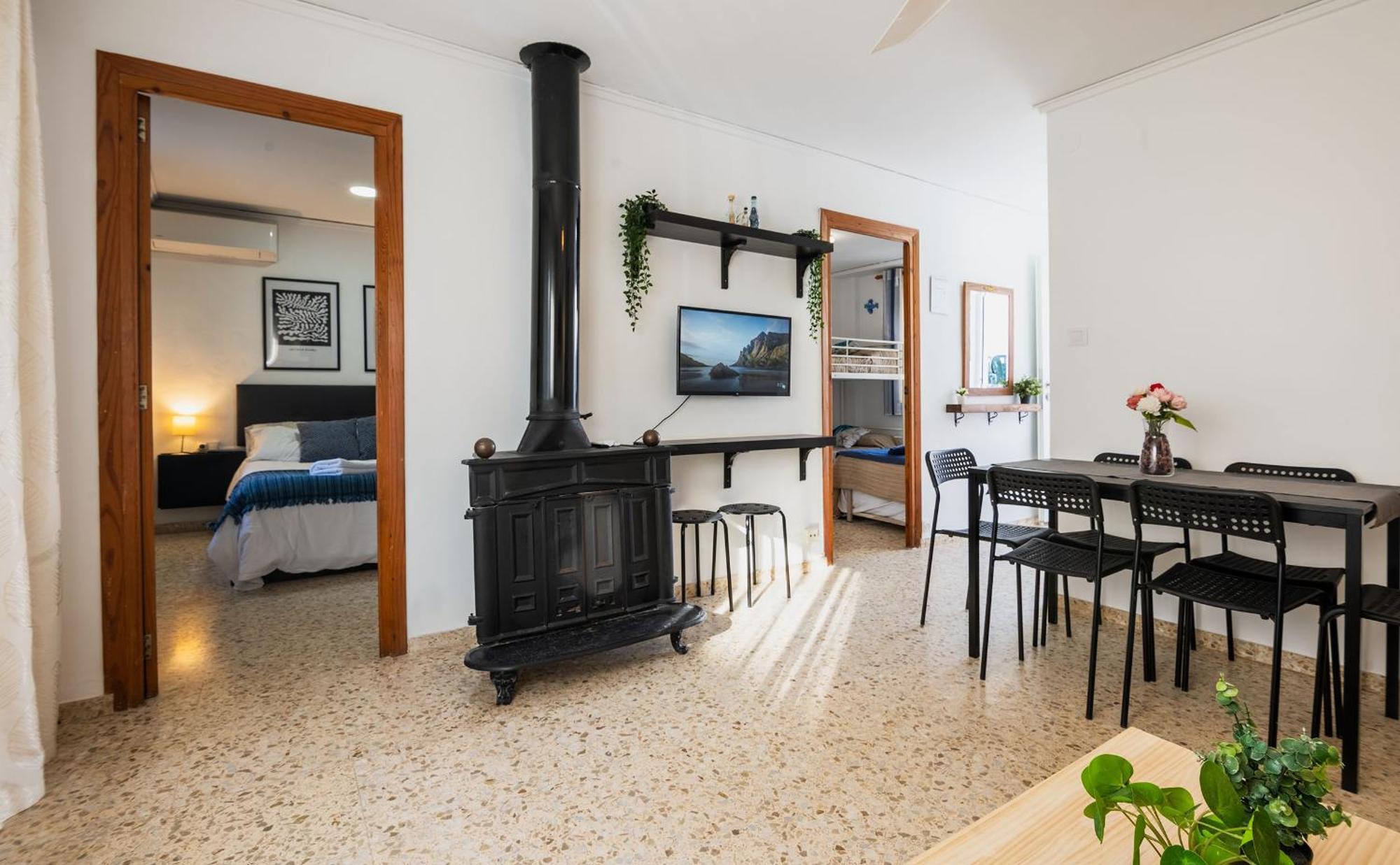 Beachfront House Пилес Екстериор снимка